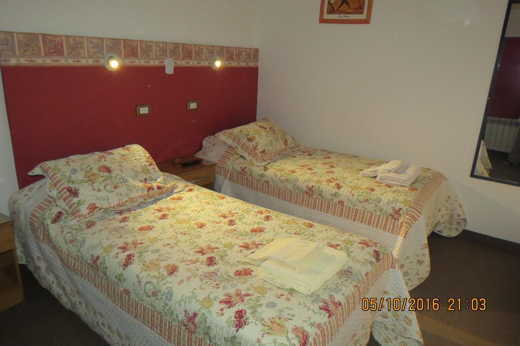 Hosteria Kaiken Gregores Gobernador Gregores Extérieur photo