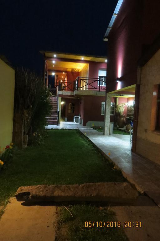 Hosteria Kaiken Gregores Gobernador Gregores Extérieur photo